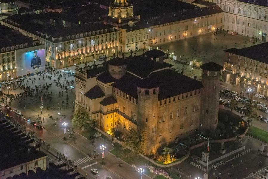 Un Soffice Nido Nel Cuore Di Torino Εξωτερικό φωτογραφία
